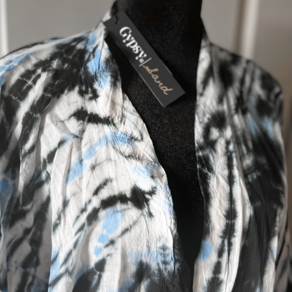 Gypsy 05 Shaka 3/4 sleeve easy Kimono. Black/azure/white. Size small. - Picture 4 of 9